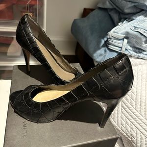 Black Vince Camuto Pumps